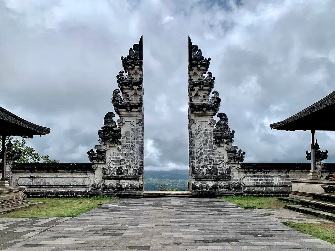 The split 'Gates of Heaven' at Pura Lempuyang