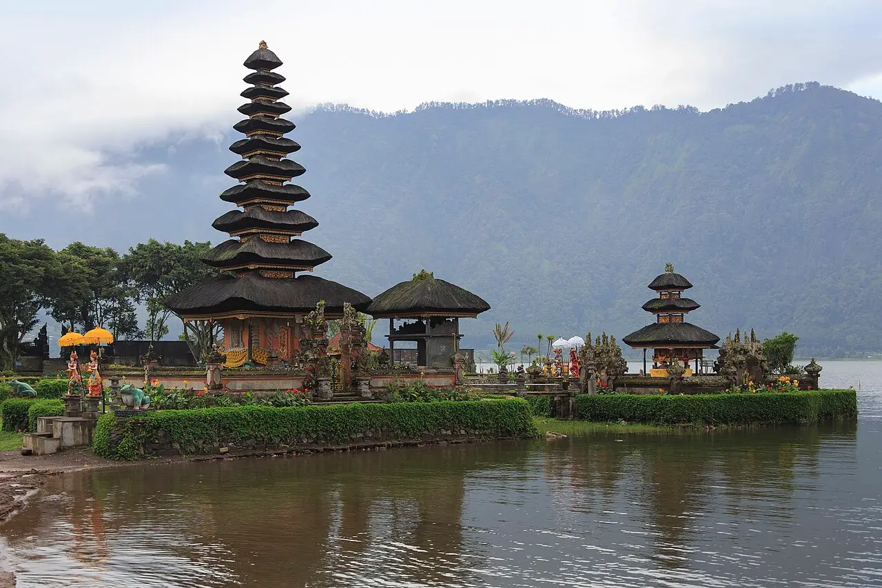The tiered shrines of Ulun Danu Beratan by the lake
