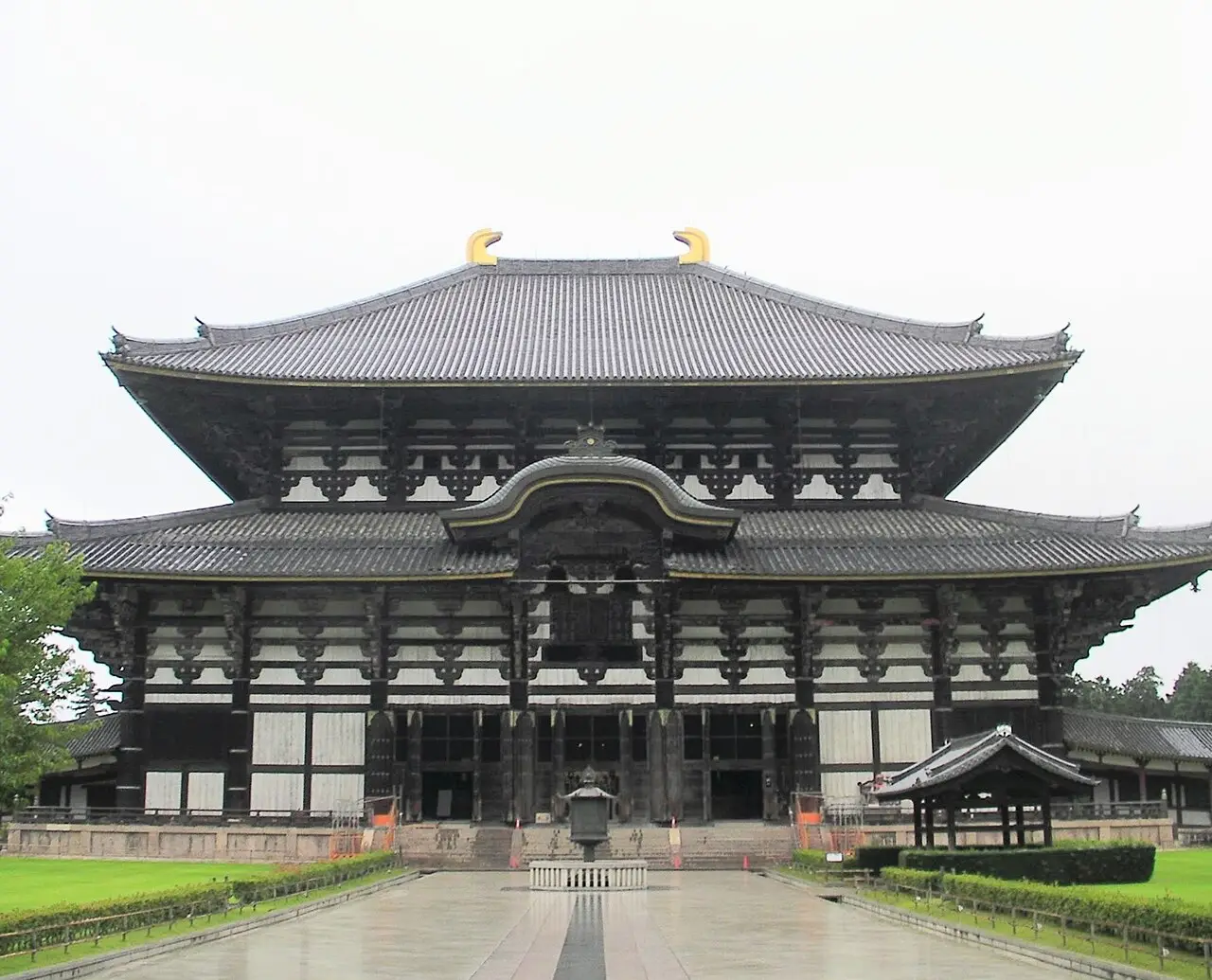 The Great Buddha Hall of Todai-ji in Nara