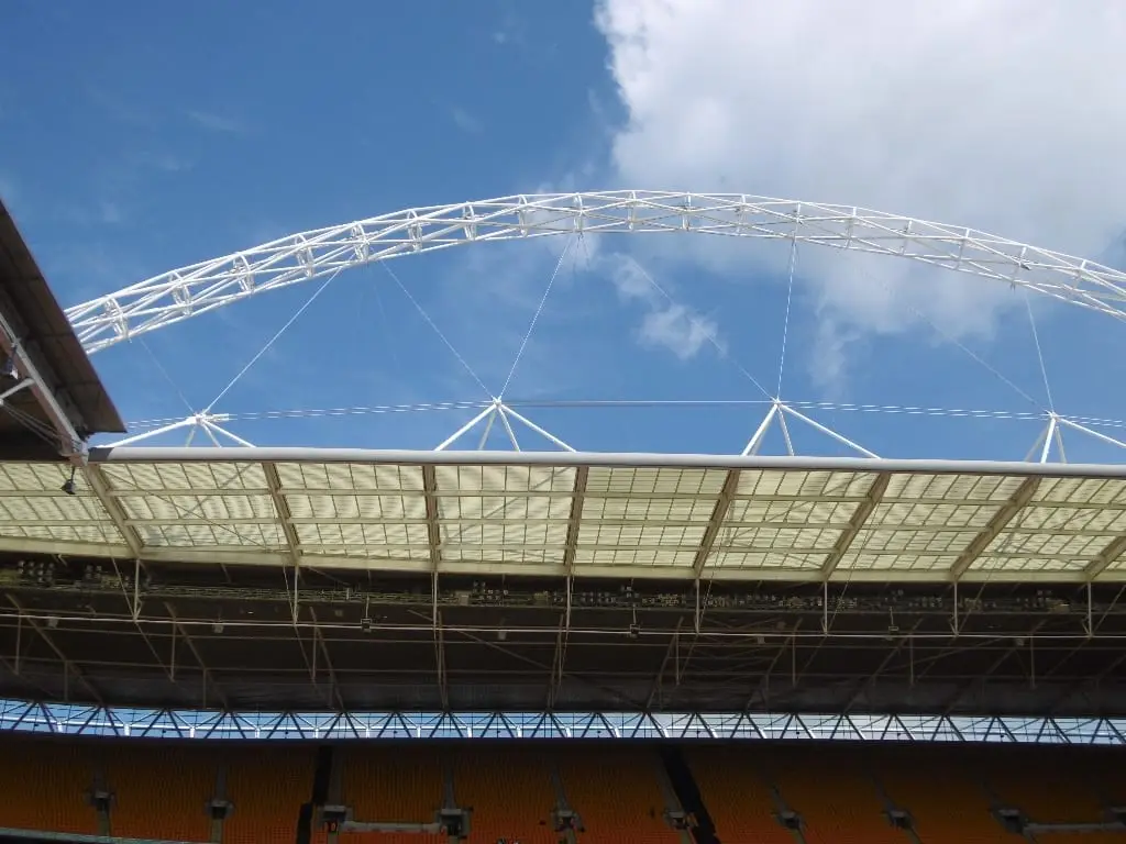 The Wembley arch above the stadium roof