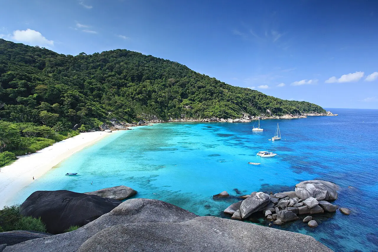 Turquoise water and boulders at the Similan Islands