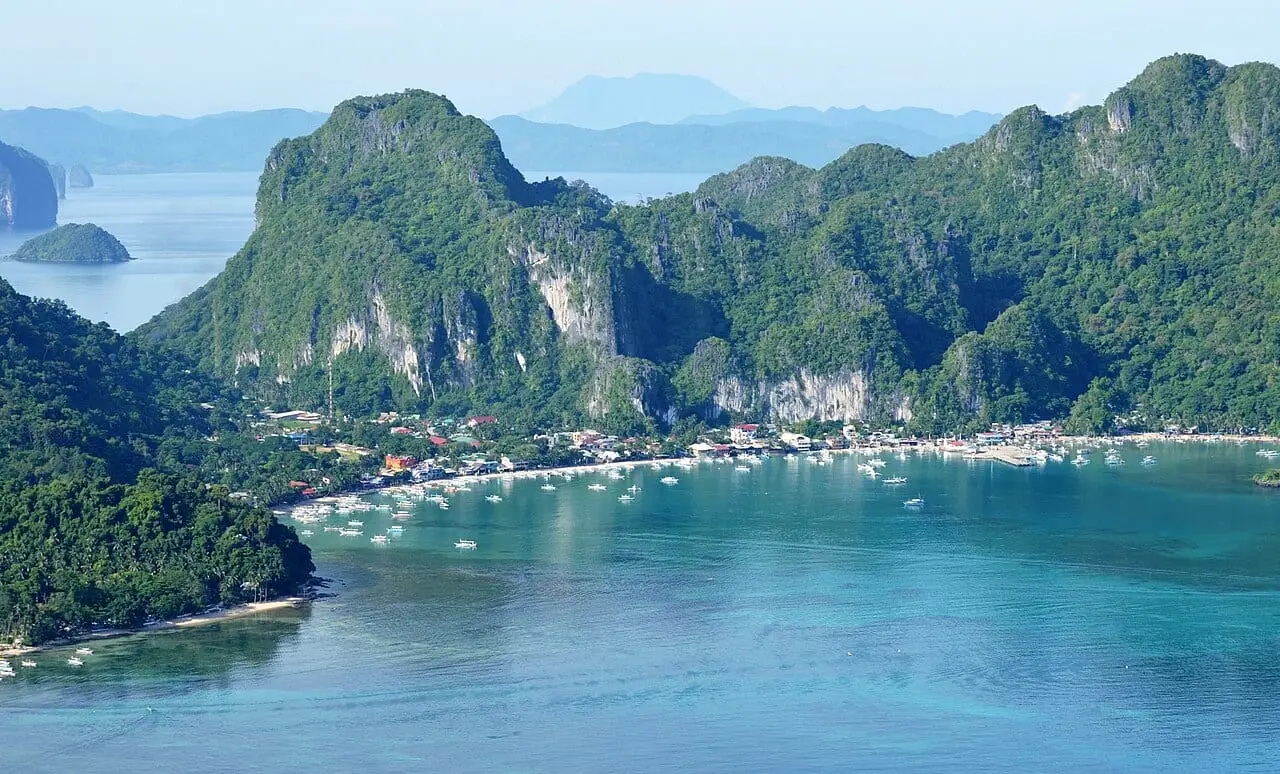 El Nido town and bay from above