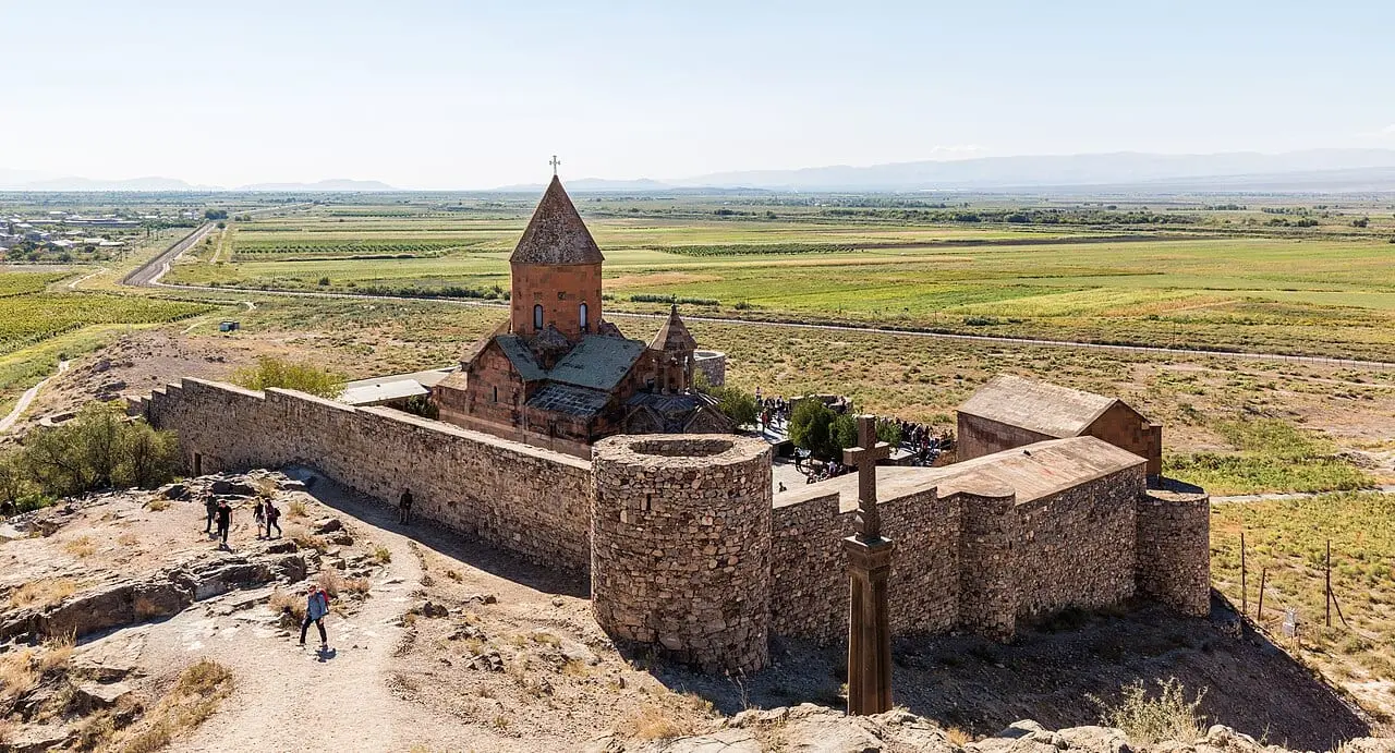 Khor Virap on its hill in the Ararat plain
