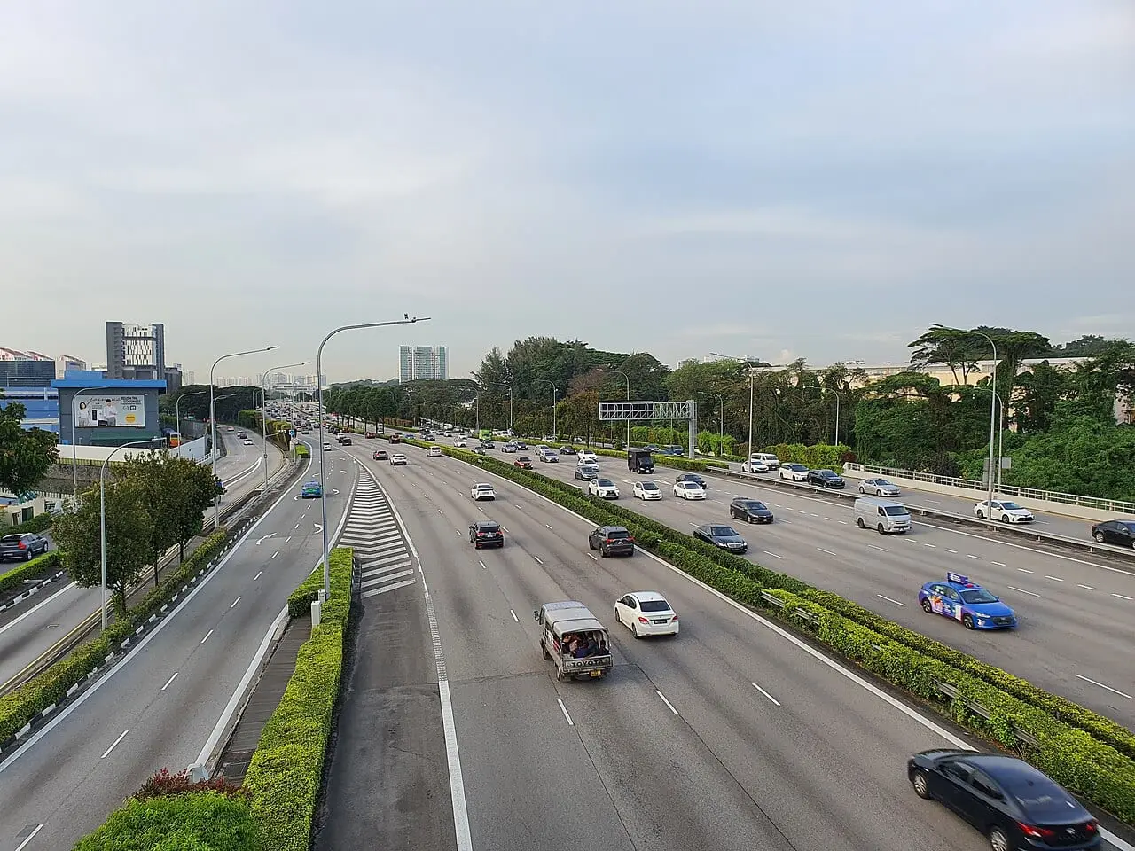An expressway through central Singapore