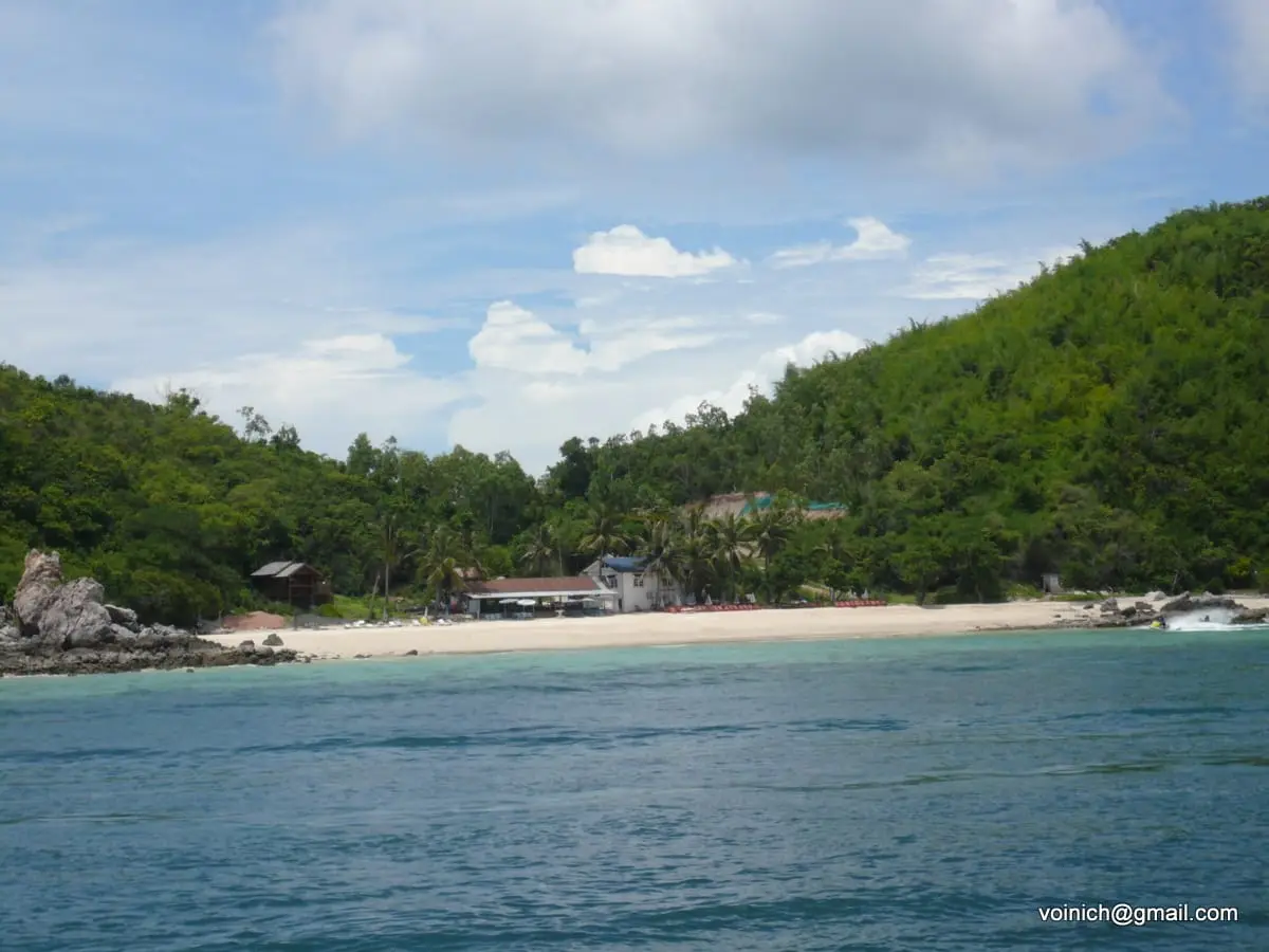 Green hills and beach of Koh Larn (Coral Island) off Pattaya