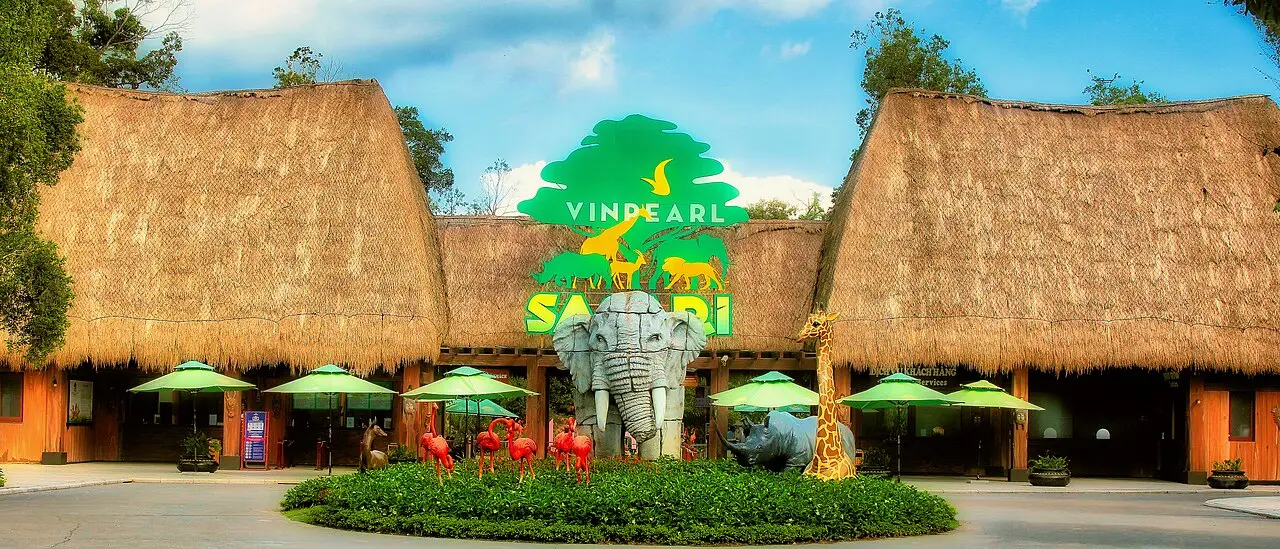 The thatched entrance gate of Vinpearl Safari Phu Quoc