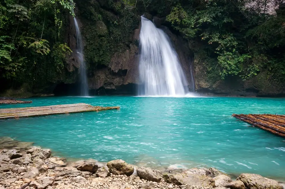 The turquoise pool at Kawasan Falls, Cebu