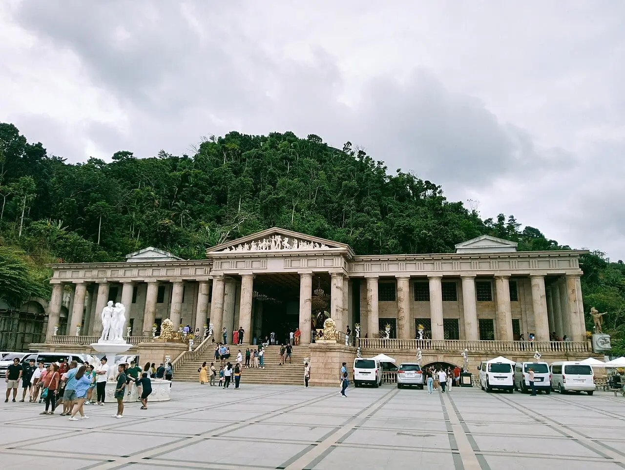 The Temple of Leah in the hills above Cebu City