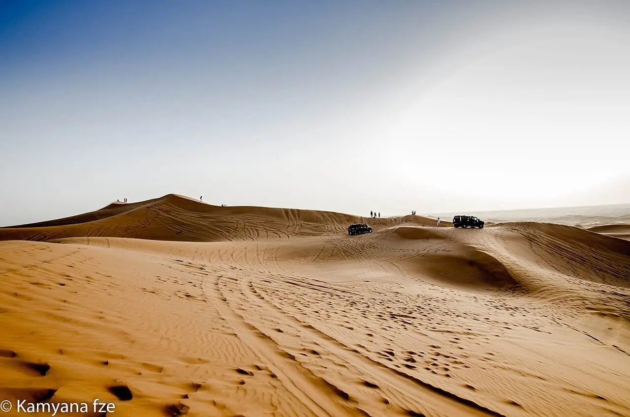 Sand dunes in the Dubai desert